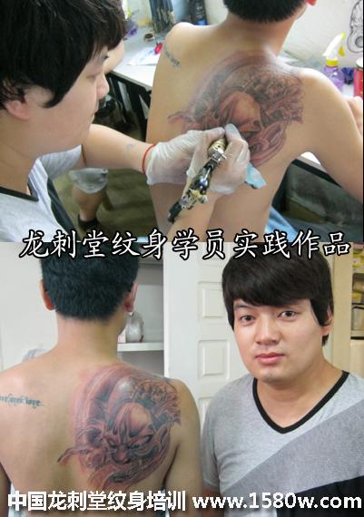 泰州纹身培训学员肩胛龙头纹身作品