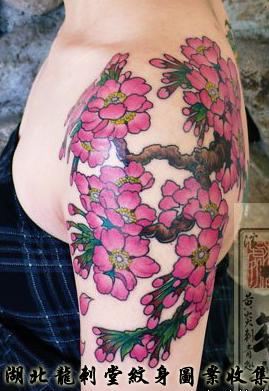 日式樱花纹身图案