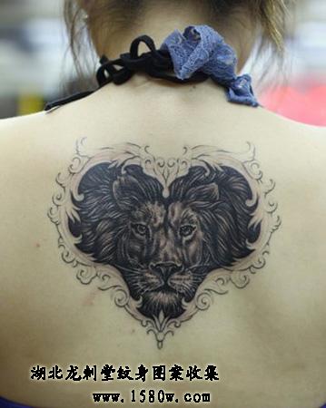 狮子纹身图案
